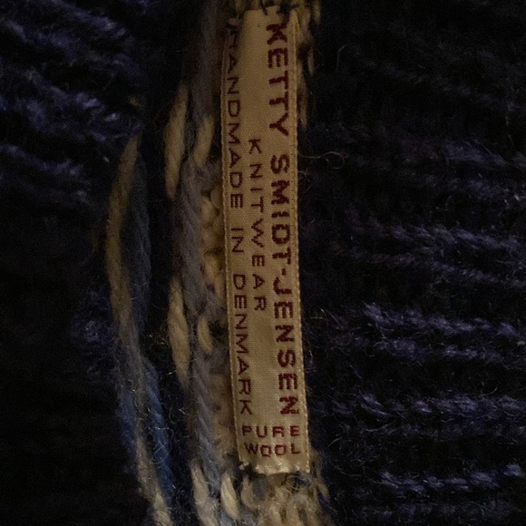 Kitty Smidt-Jensen Handmade Sweater - Picture 3 of 5